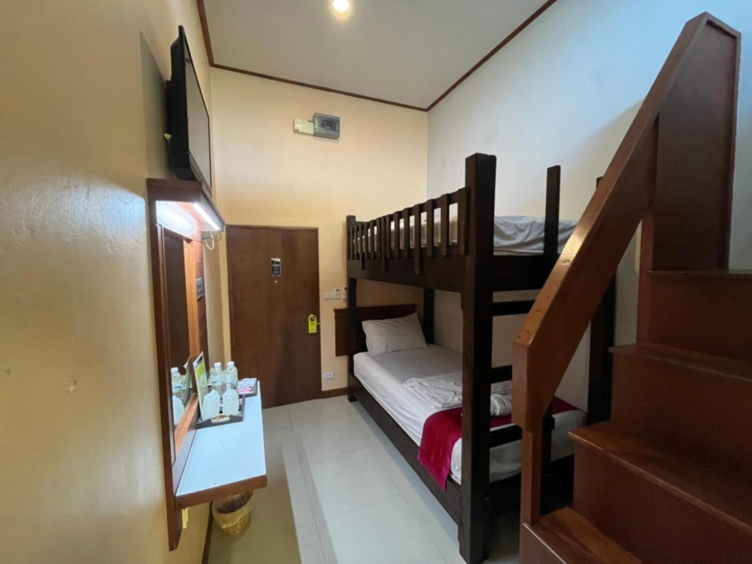 First And Frang Hotel - Koh Phangan Тонг Сала Экстерьер фото