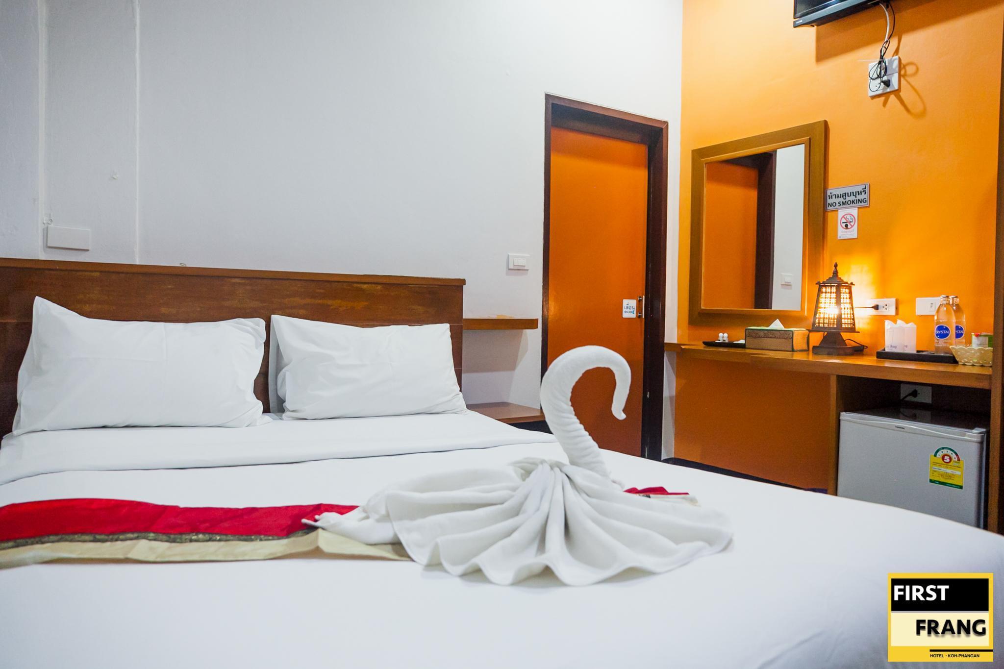 First And Frang Hotel - Koh Phangan Тонг Сала Экстерьер фото